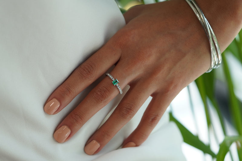 Mosslight Solitaire