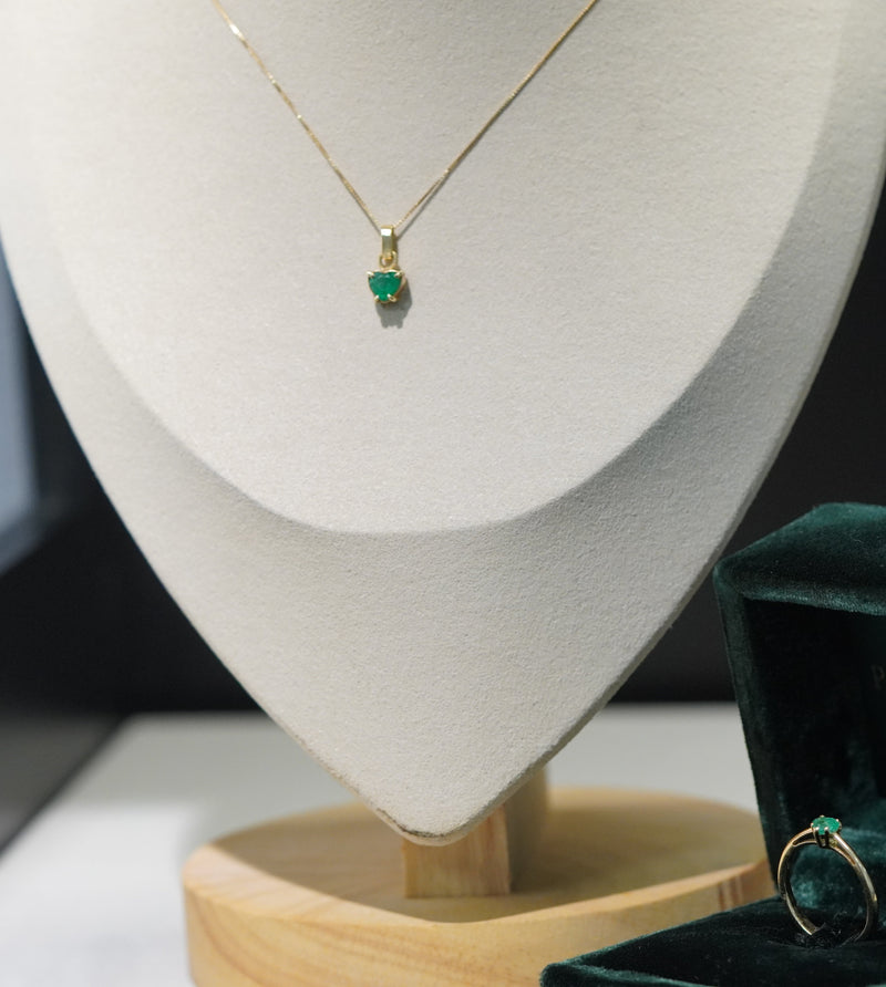 Amour d'Émeraude Heart Pendant