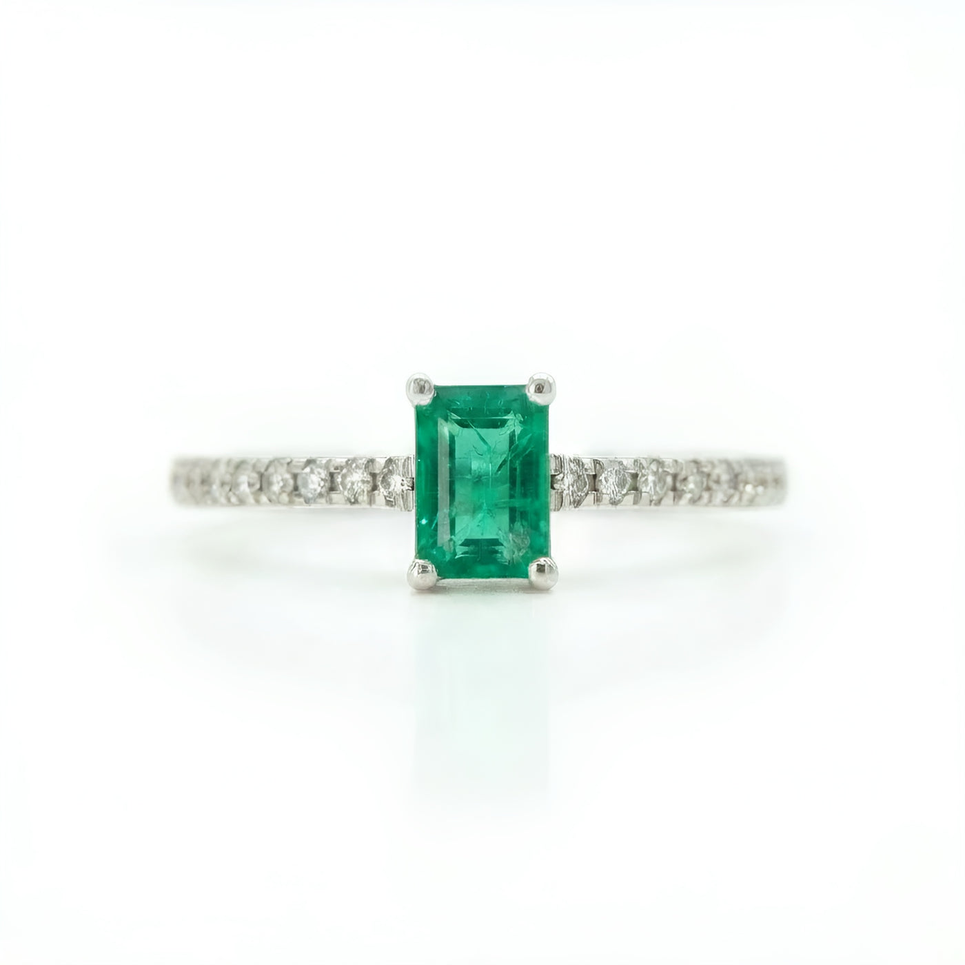 Regal Emerald Four-Corner Ring