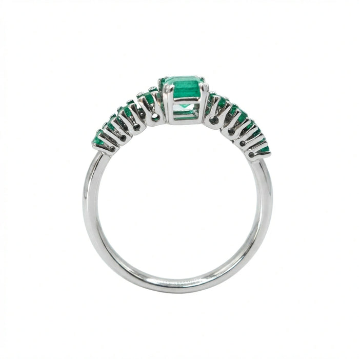 Elegant Green Crown Ring