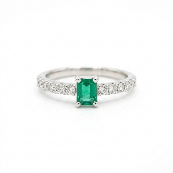 Midnight Emerald Radiance Ring