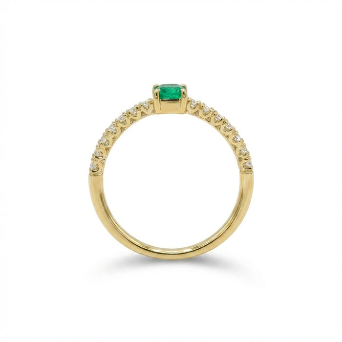 Golden Radiance Emerald Ring